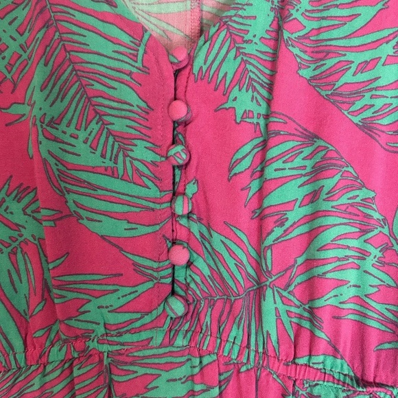 Jessica Simpson Green and Pink Asymmetrical Sundress, Size L - Picture 3 of 8